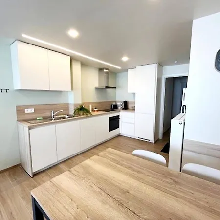 In With Stunning Sea Views *