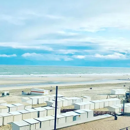 Appartement In With Stunning Sea Views Wenduine